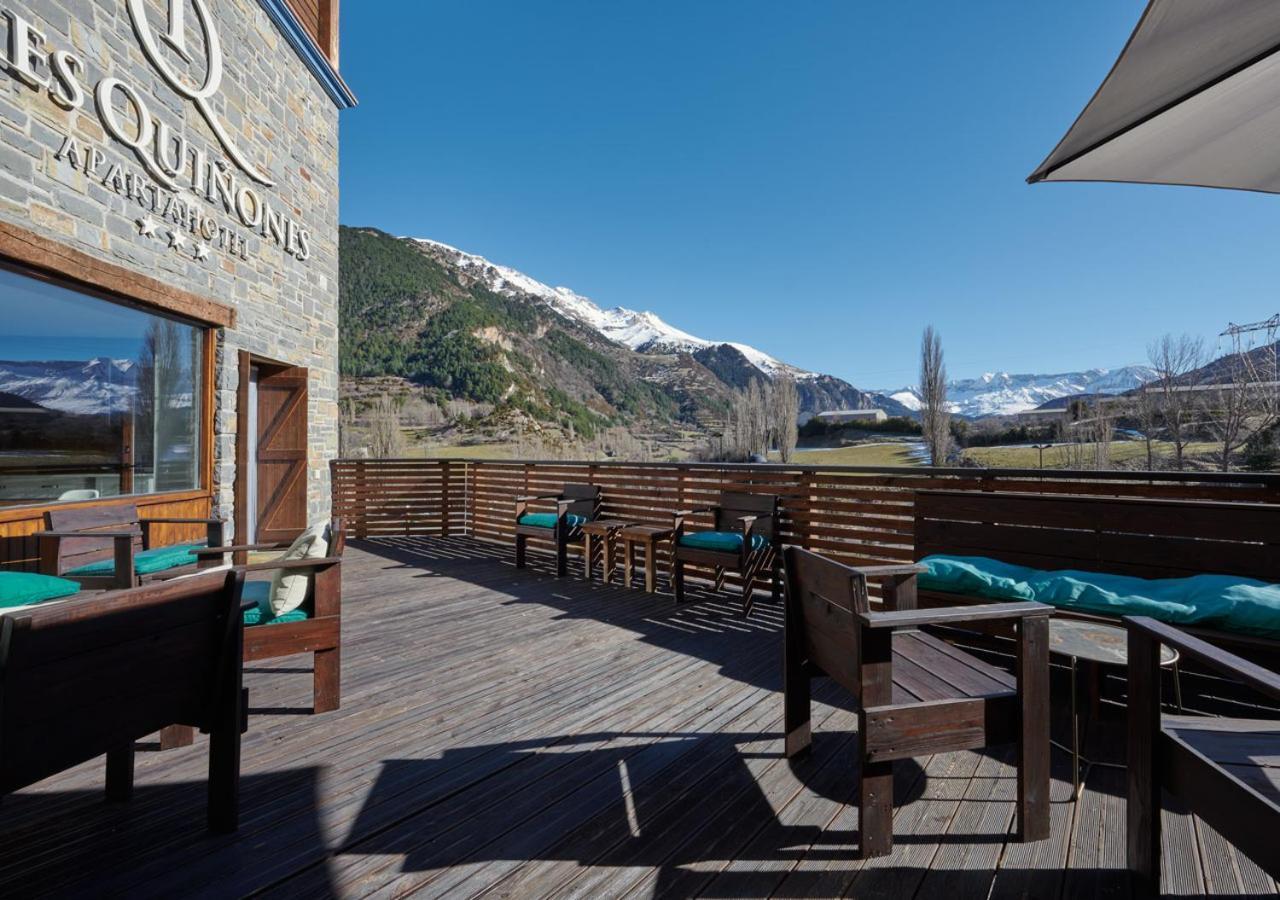 Apartahotel Tres Quinones Sallent de Gállego Exteriör bild