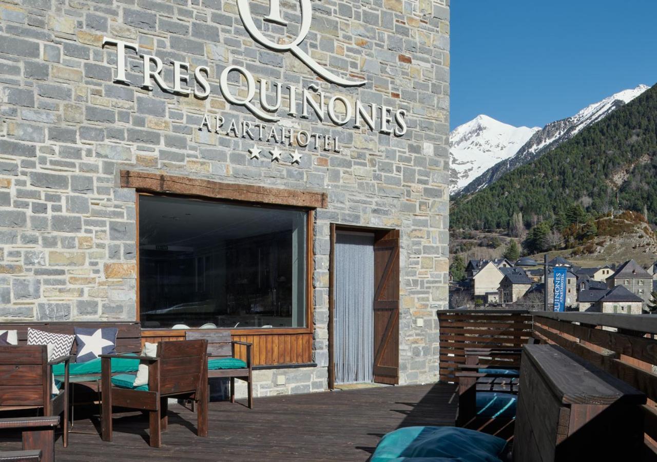 Apartahotel Tres Quinones Sallent de Gállego Exteriör bild